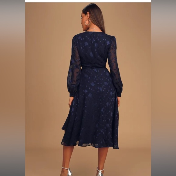 NWT Lulu's Navy Floral Wrap Dress - Picture 3 of 5